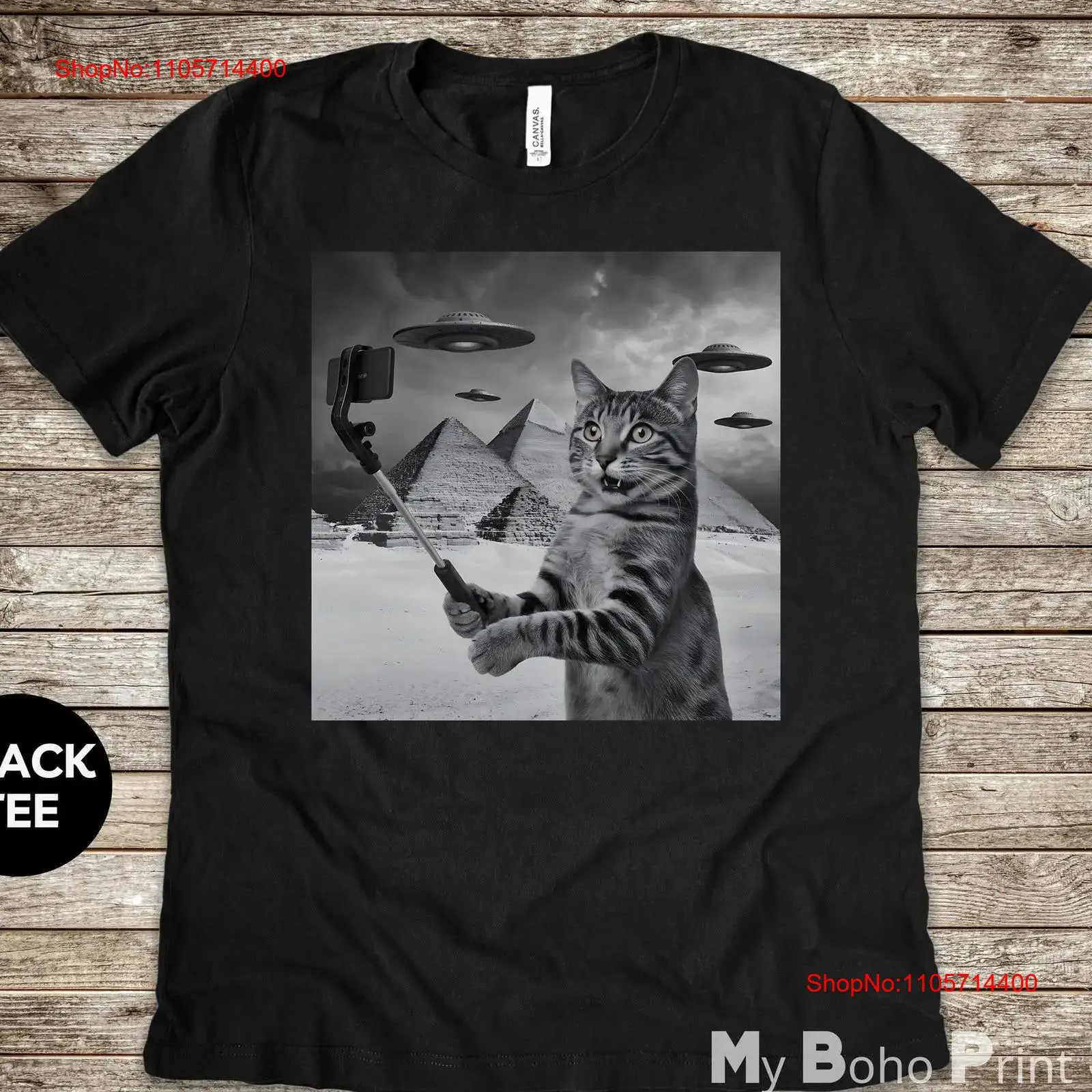 Vintage Fashion Photographers - Cat Selfie T Shirt Alien UFO