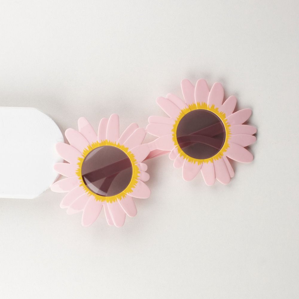 Vintage Fashion Photographers - Trendy Sun Flower Shape Flower Glasses