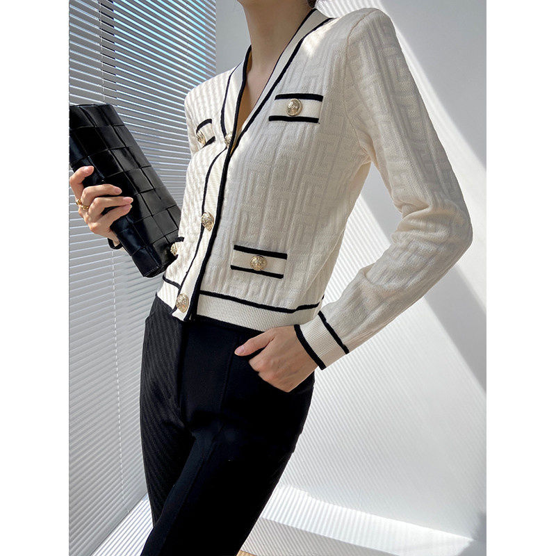 Spring Autumn New V-neck Long  - Vintage Fashion Postcards 评论和价格