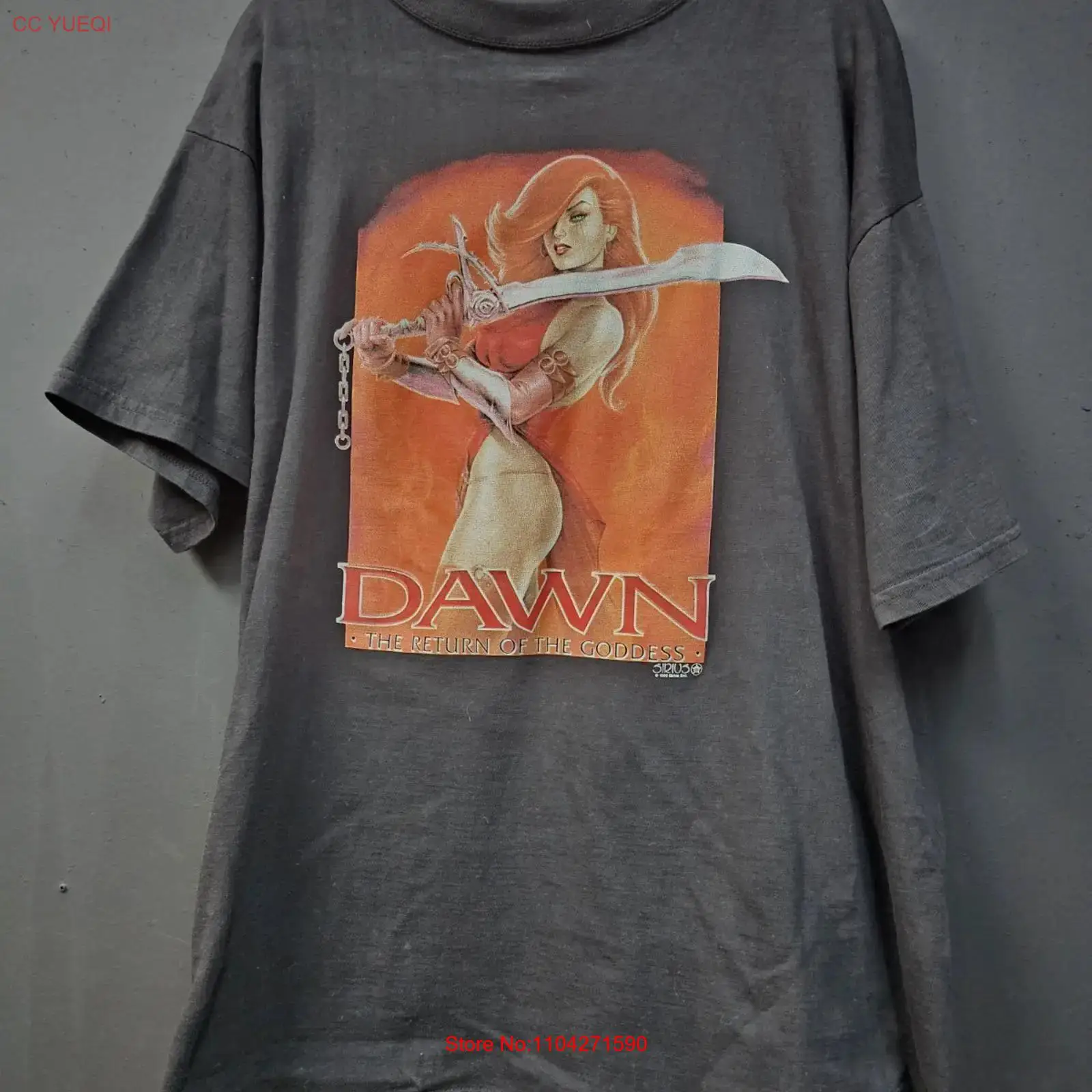 Vintage 1990s Dawn T Shirt Siz - Vintage Fashion Victim 评论和价格