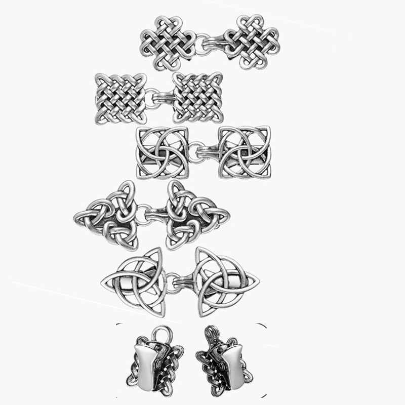 Vintage Sweater Clips Celtic K - Vintage Fashion Postcards 评论和价格
