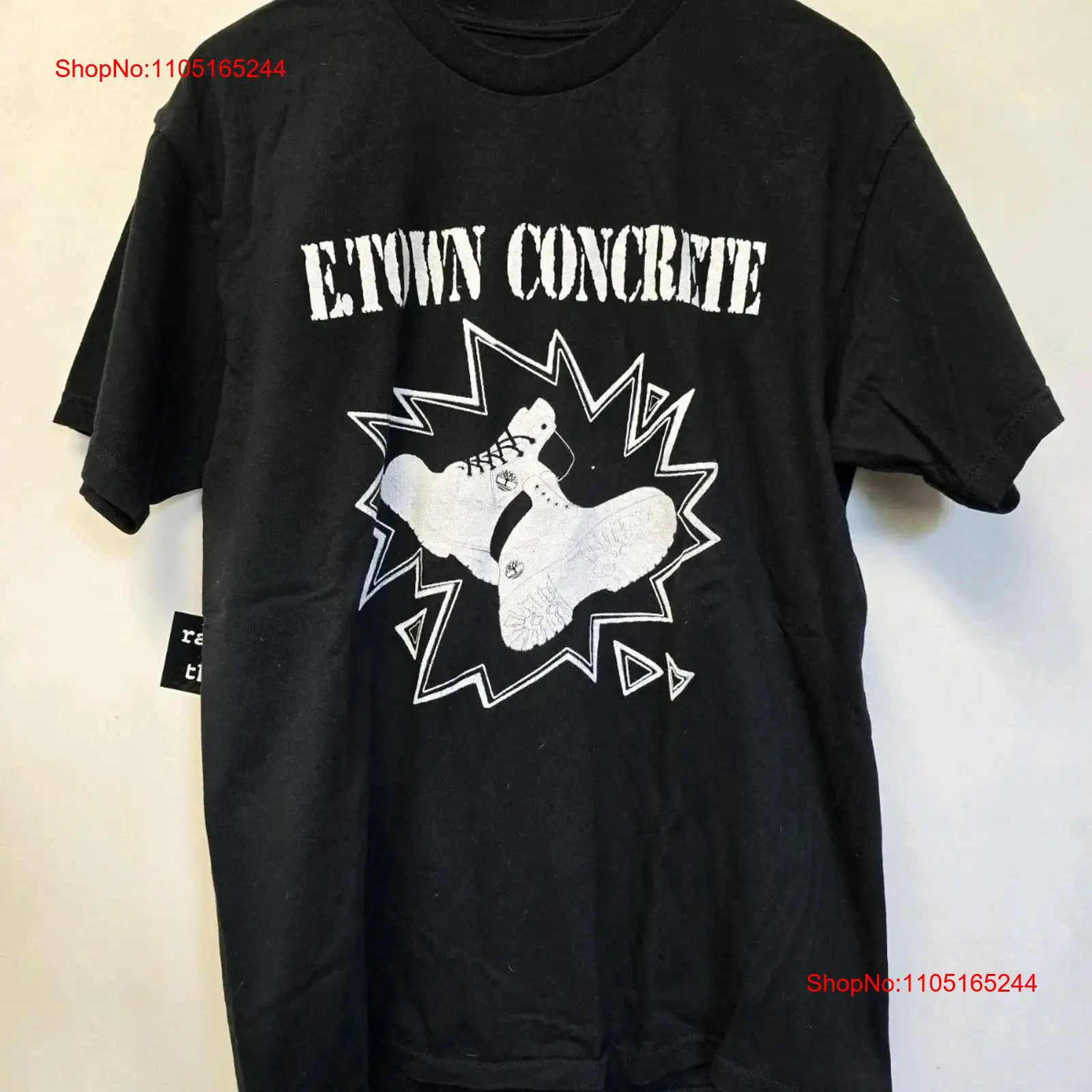 E Town Concrete Band T Shirt L - Vintage Fashion Newtown 评论和价格