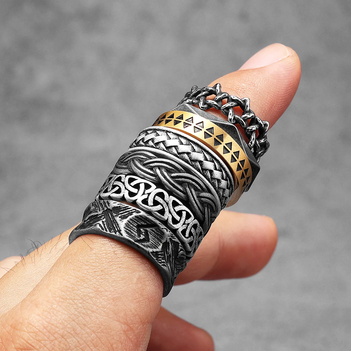 Hollow Celtic Knot Men Rings S - Vintage Fashion Newtown 评论和价格