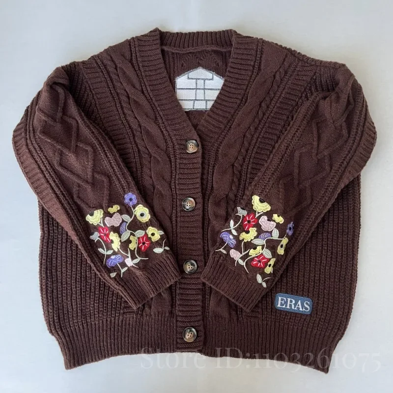 2025 Plus Size Eras Cardigan f - Vintage Fashion Postcards 评论和价格