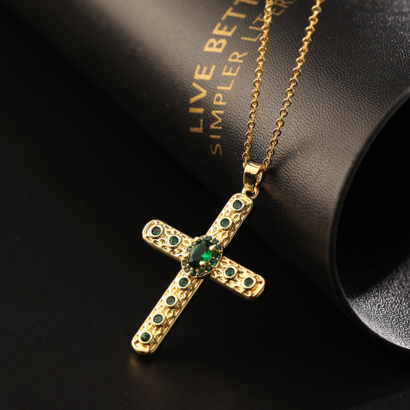 New Design Zircon Cross Pendan - Vintage Fashion Newtown 评论和价格