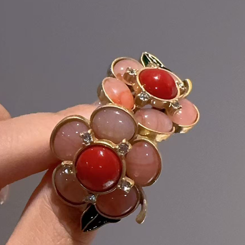 Vintage Natural Stone Pink Flo - Vintage Fashion Photographers 评论和价格